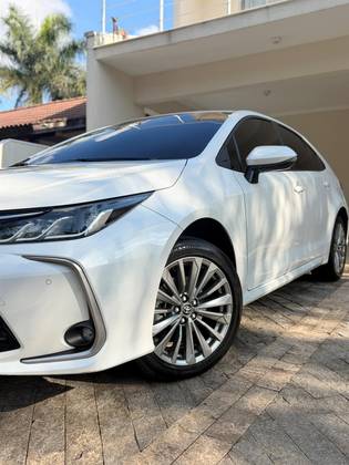 TOYOTA COROLLA 2.0 VVT-IE FLEX XEI DIRECT SHIFT TOYOTA COROLLA 2.0 VVT-IE FLEX XEI DIRECT SHIFT